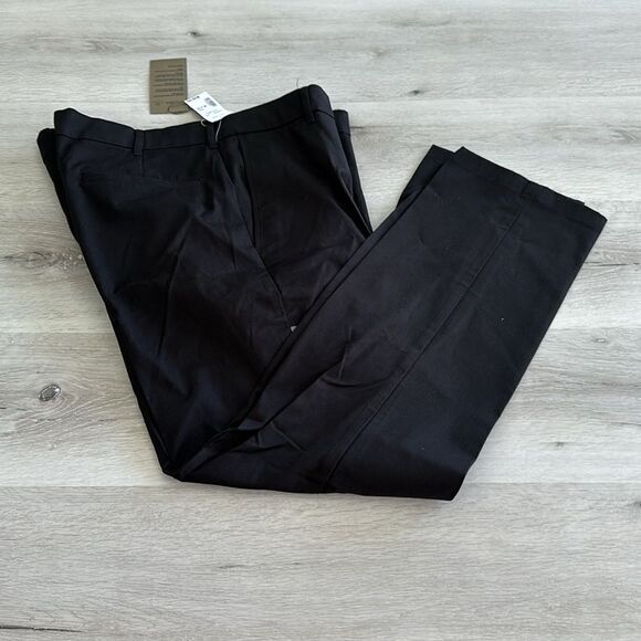 Jos A. Bank Traveler Performance Tailored Fit Chinos Black 40x30 NWT IN PACKAGE - Picture 2 of 6